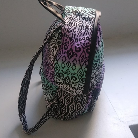 Claire's mini backpack - Picture 5 of 8